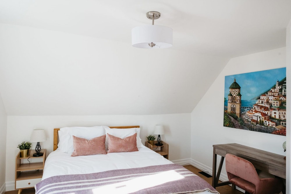 Park Mill - Hot Tub Bocce Court Fire Pit - Image 3