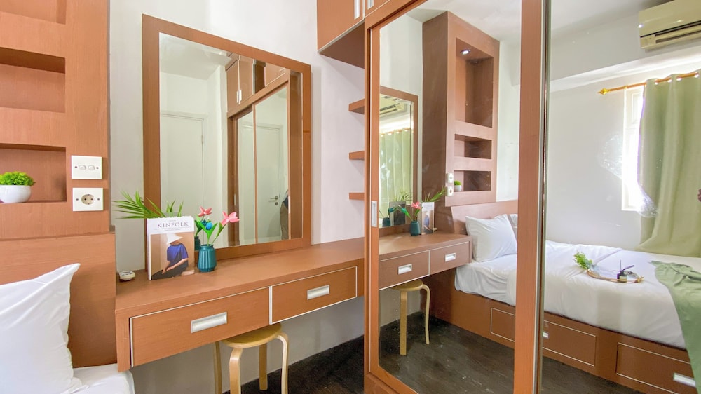 Good Choice And Elegant 2Br At Green Pramuka City Apartment
