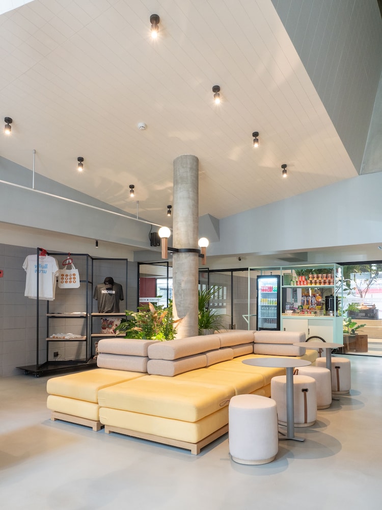Lub d Bangkok Siam – New Look, Across from MBK & Skytrain Access