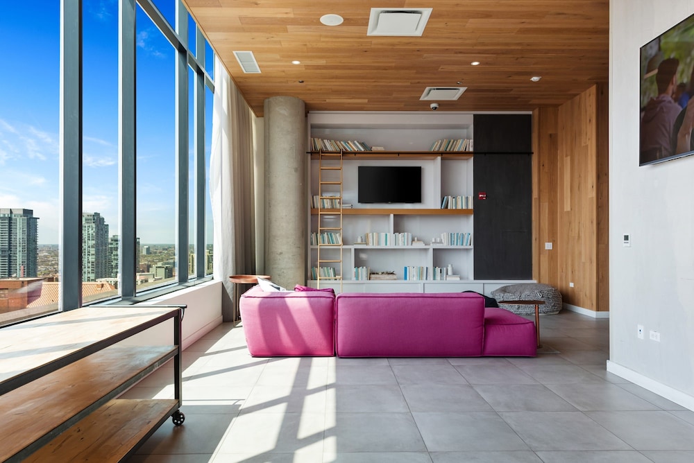Group Hub 3 Designer 2BR Steps to Mag Mile