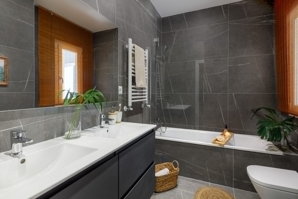 Rupat - 3 Bedrooms in Trafalgar