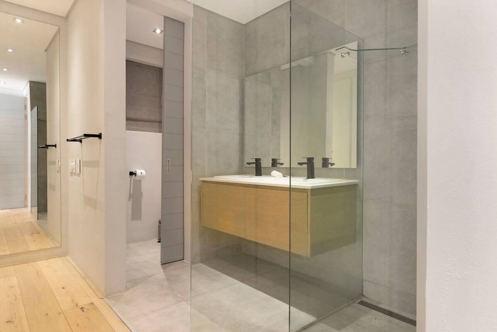 Deluxe Luxury 2 Bedroom Apartment Seapoint