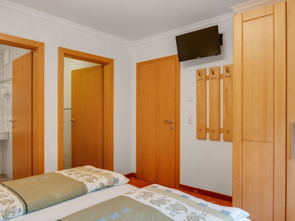 Apartment in Kleinarl Near Ski Amade view 5