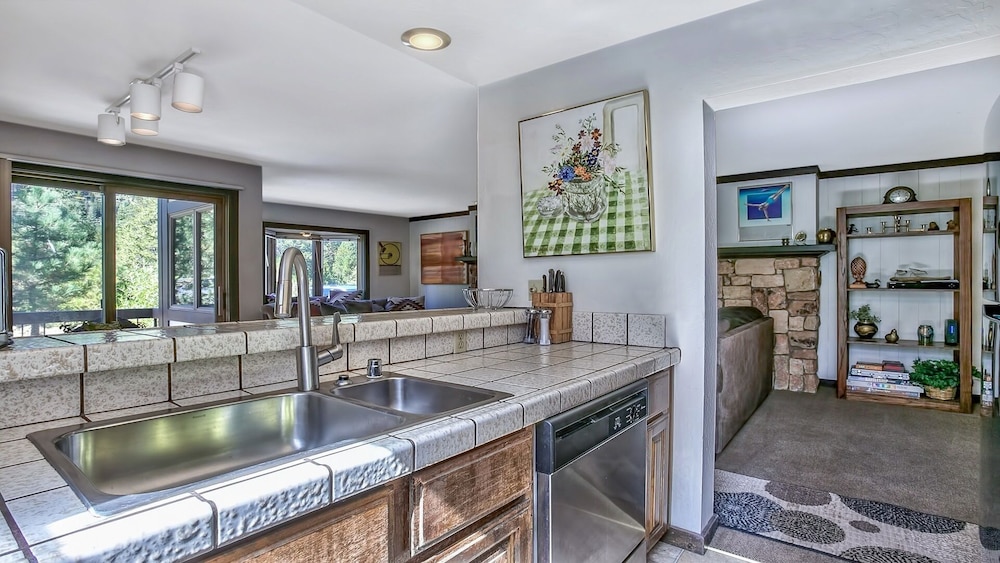 Lake Tahoe Vacations - 227 Squaw Valley Road Condo - Property Image 1