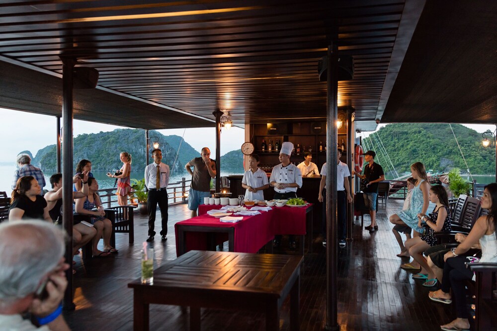 Halong Glory Cruise