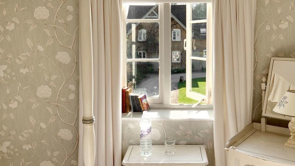 Goodwood Cottage