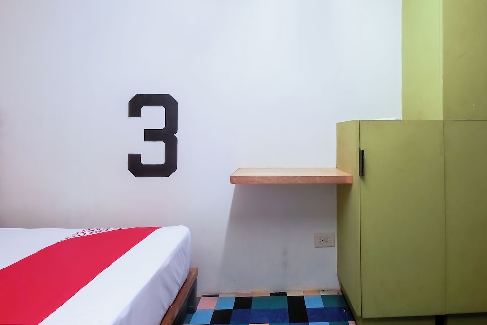 Spot On Junction Hostel