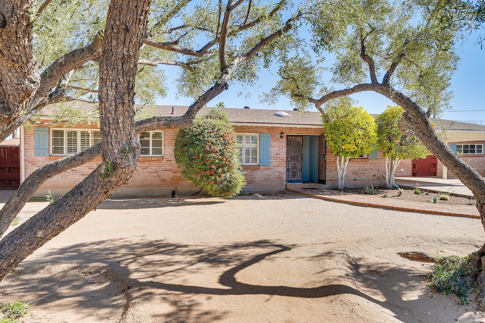 Tucson Vacation Rental w/ Pool ~ 1 Mi to Reid Park