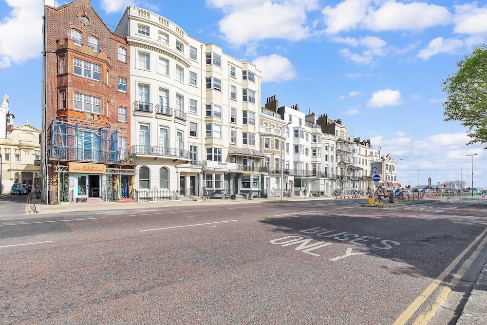 Slice of Brighton With Seaviews By My Getaways
