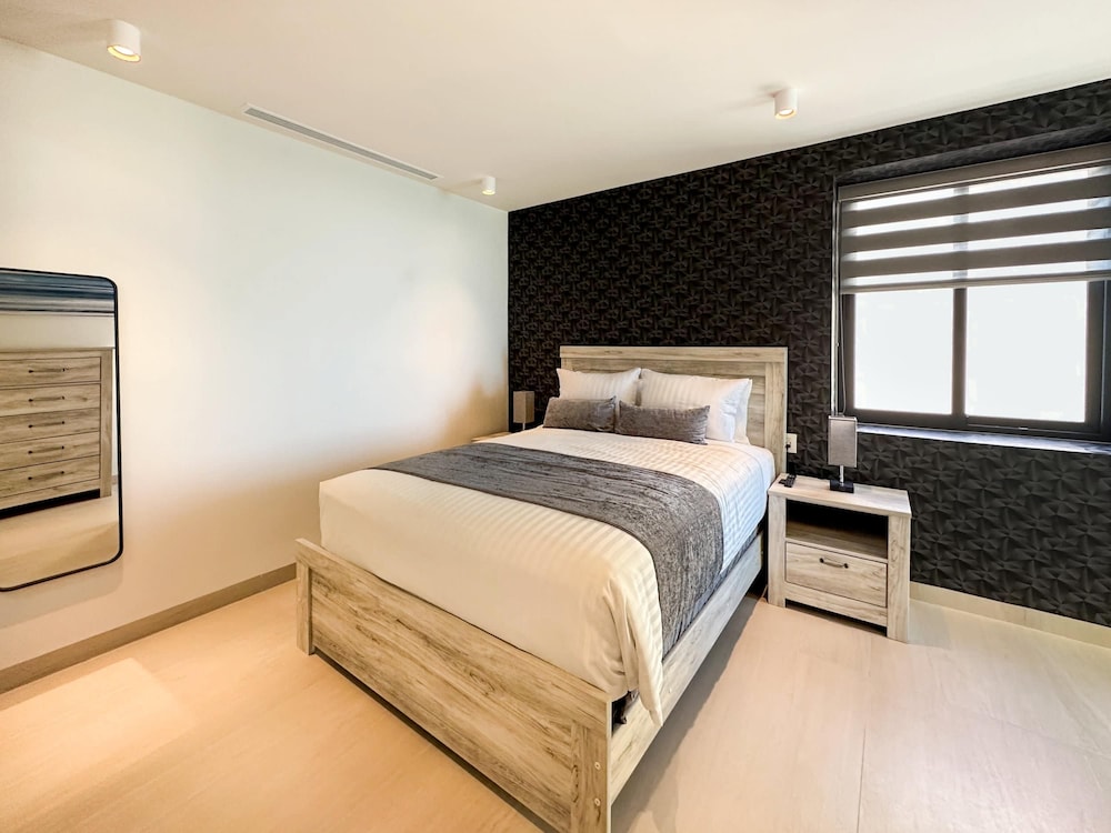 Brand New 6 Bedroom Penthouse