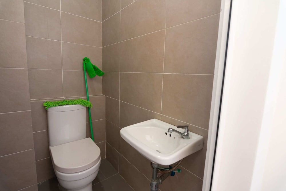Lux Dpristine 3BR Home w Views, 5mins to Legoland