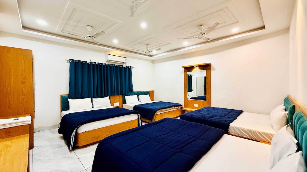 Hotel Raj Inn