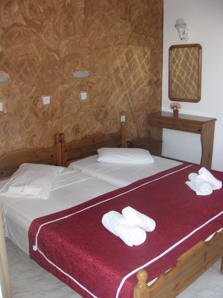 Stenna Apartments photo 3