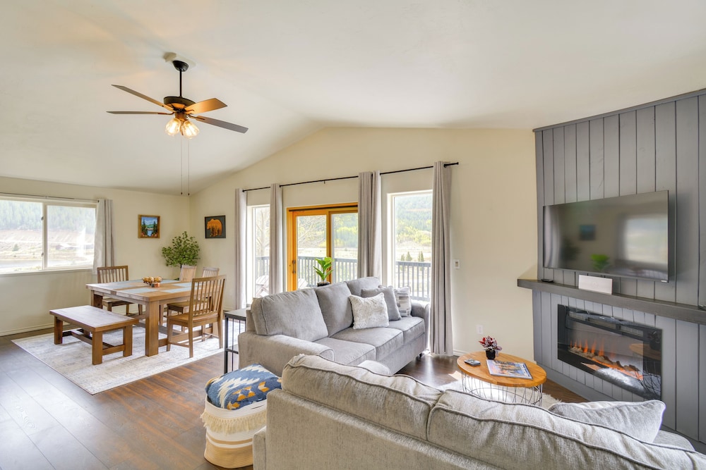 Hike, Fish, Ski & Explore: Cabin Near Breckenridge