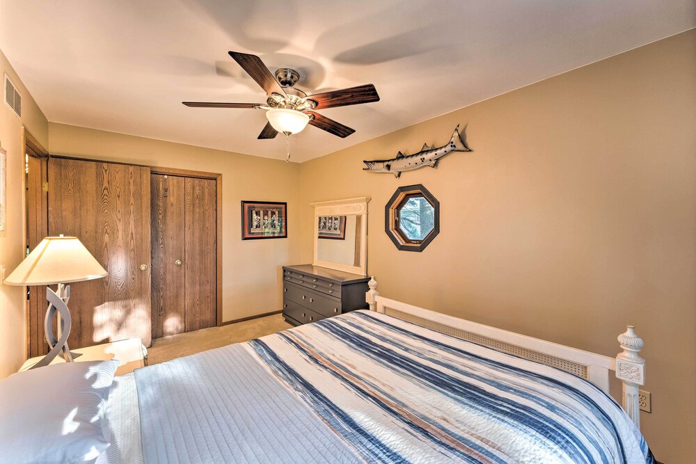 Lake Geneva Vacations - Lake Geneva Getaway w/ Fire Pit: Near Golf - Property Image 23