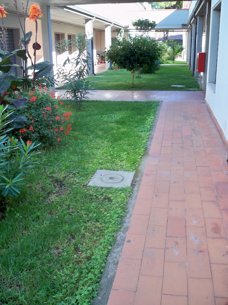 Photo 27