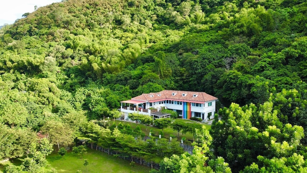 Liwuzuocun Homestay