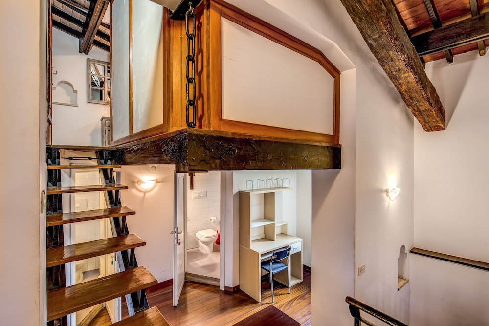 The House In Trastevere