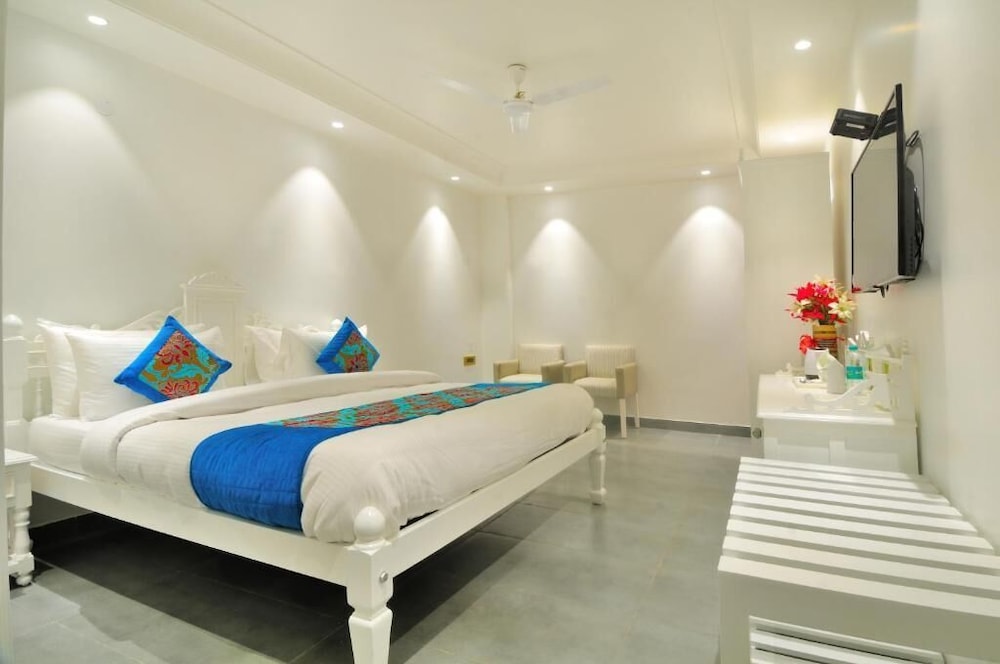 The Pinky Villa Heritage Boutique Suites