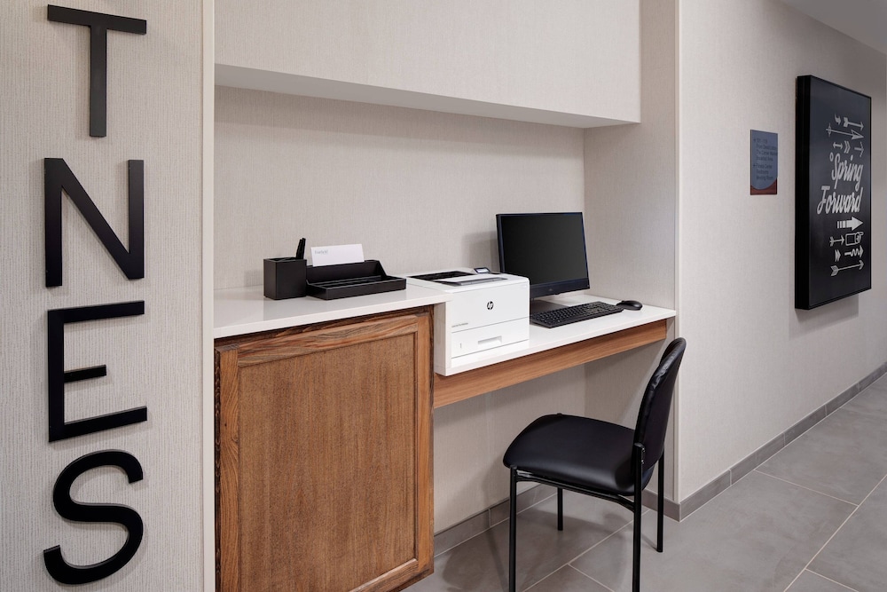 Pleasantville Vacations - Fairfield Inn  Suites by Marriott Atlantic City Absecon - Property Image 4