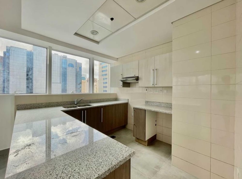Panoramic View Apartment in Palette Tower in Tourist Club Area
