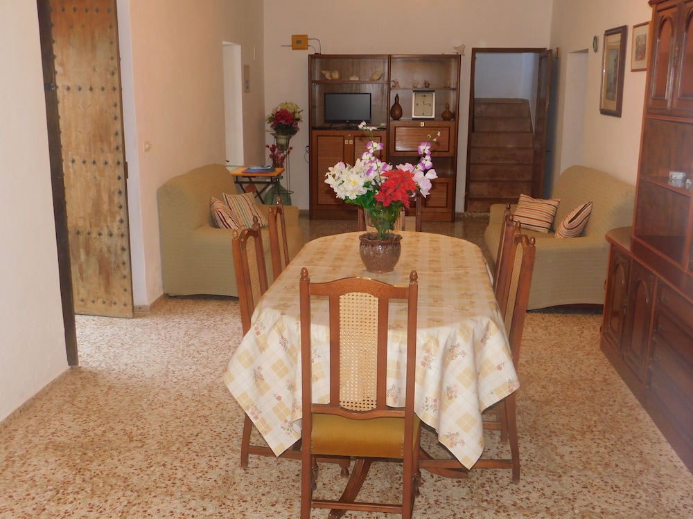 Charming Villa With Private Pool photo 5