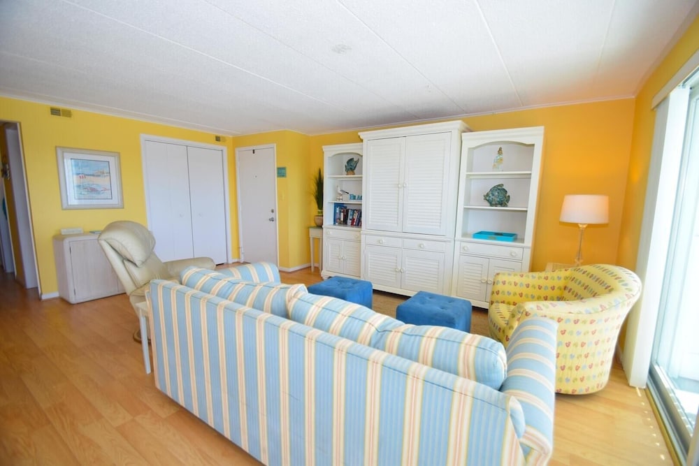 Thunder Island 148d 2 Bedroom Condo