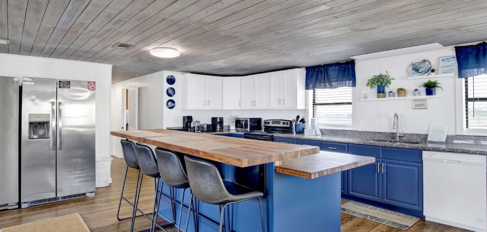 Legasea Beach House