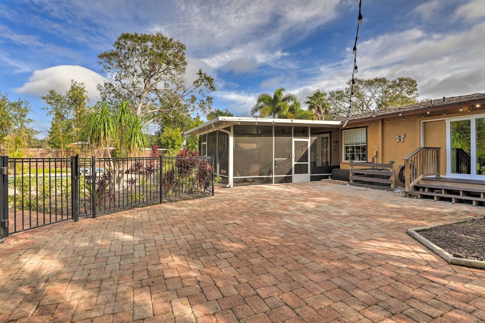 Sarasota Getaway w/ Private Pool & Backyard Oasis!