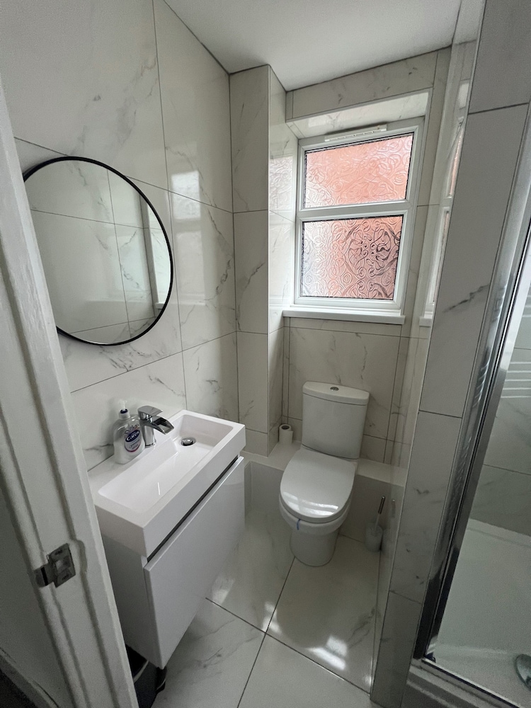 No 29 - Beautiful 4-bed House