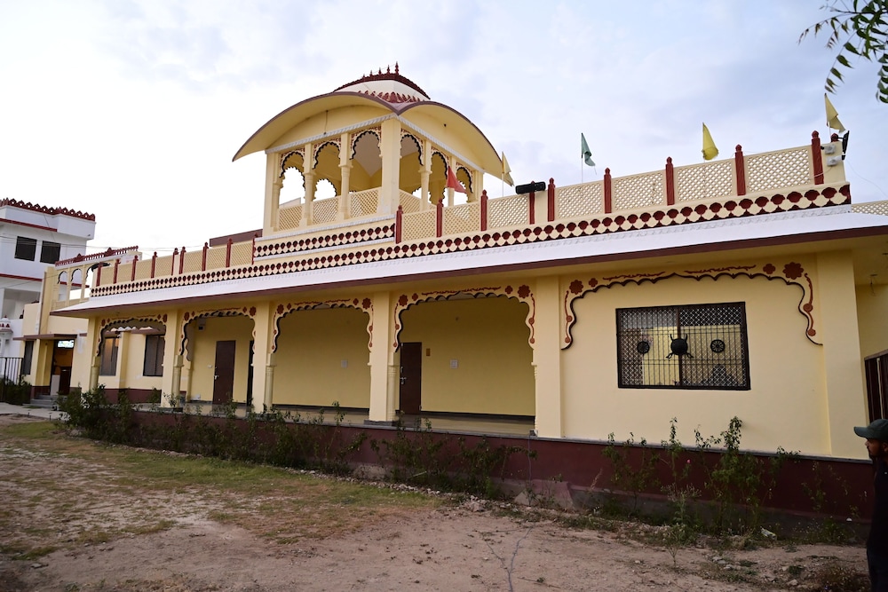 Vijayam Resort