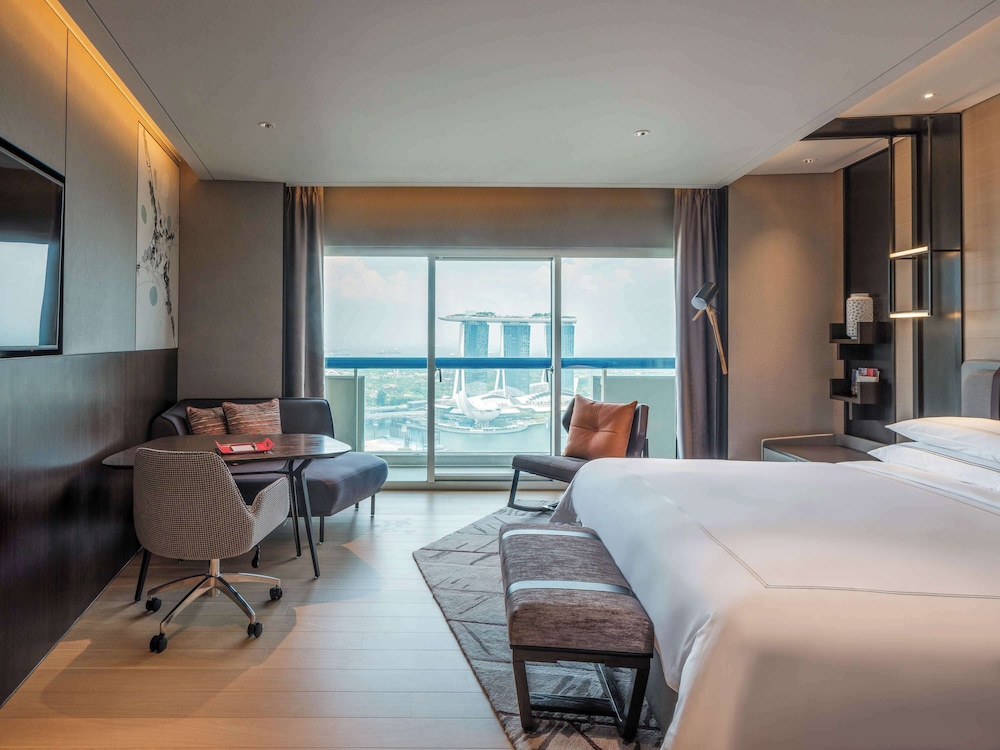Swissotel The Stamford Singapore 12