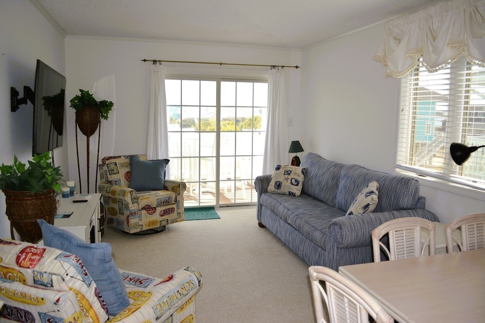 Beauty & The Beach-8B - 2 Br Home