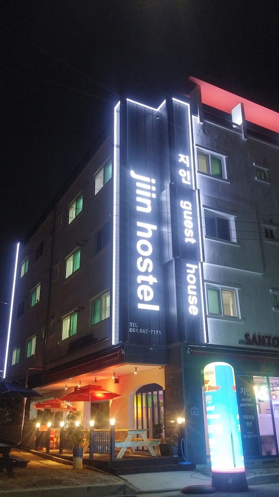 JIIN Hostel & Guesthouse