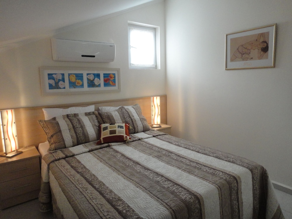 Garden Apartments G3 by Turkish Lettings