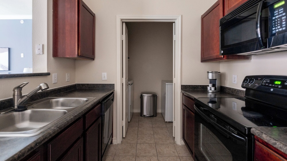 Landing Furnished Apartments Northwest Houston
