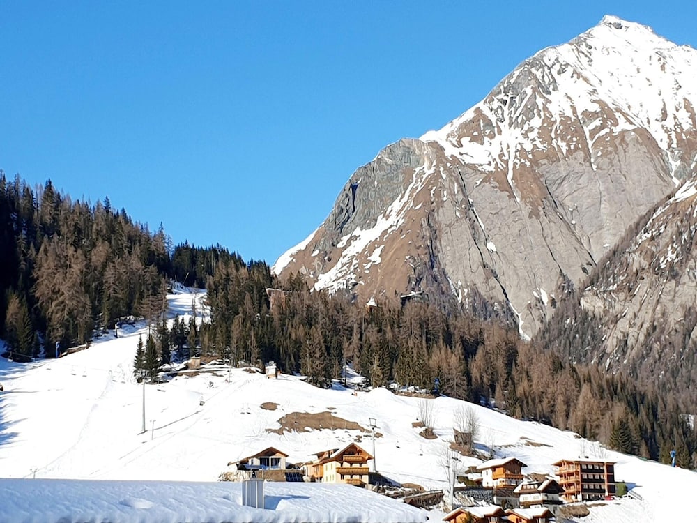 Apartment in Kals Near ski Resort
