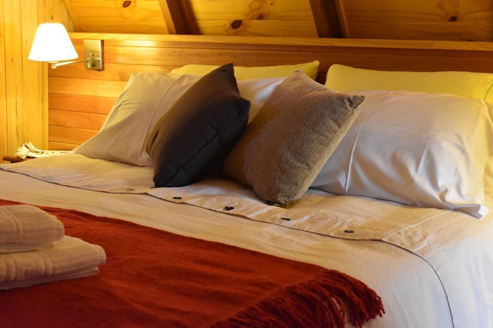 Caren - Cabanas & Suites