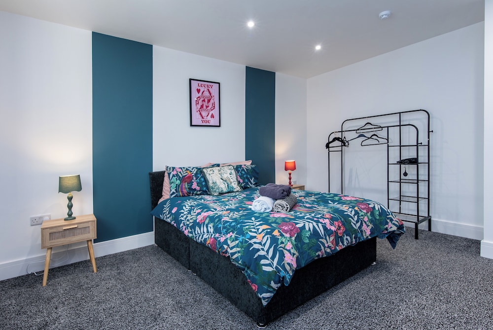 Chapel Street Apartments
