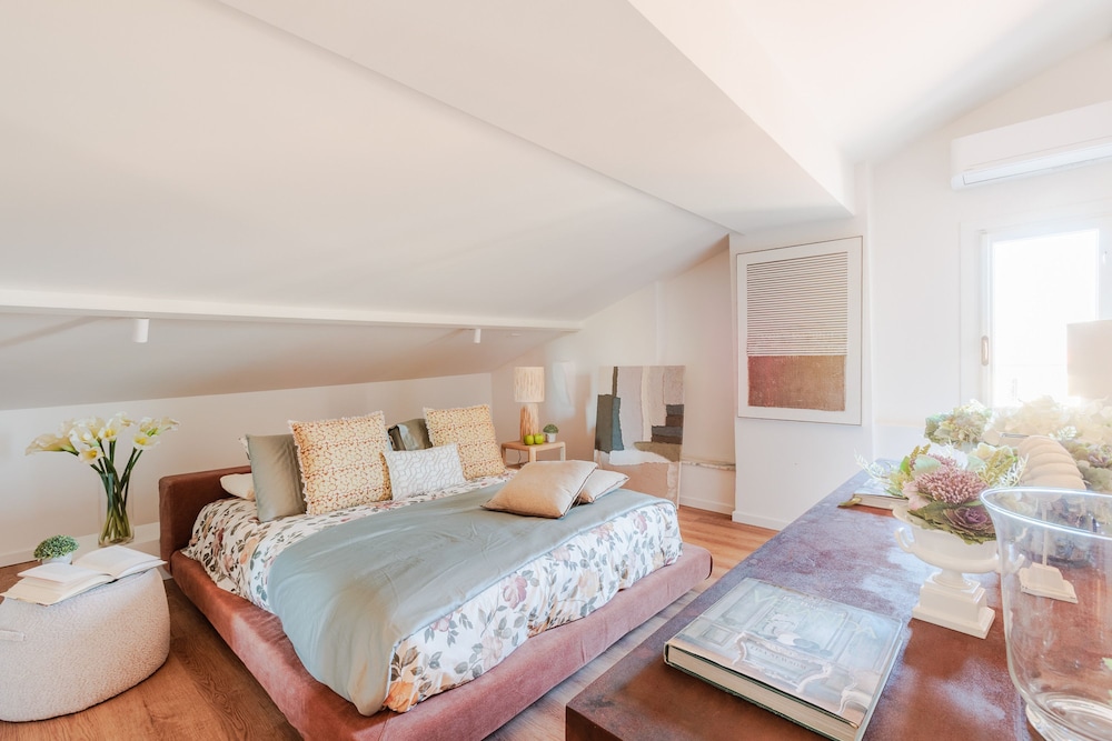 Letizia Penthouse in Lucca