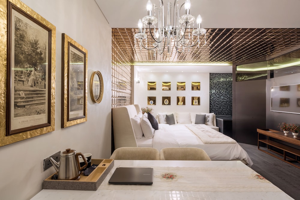 Hotel The Designers Kondae 48