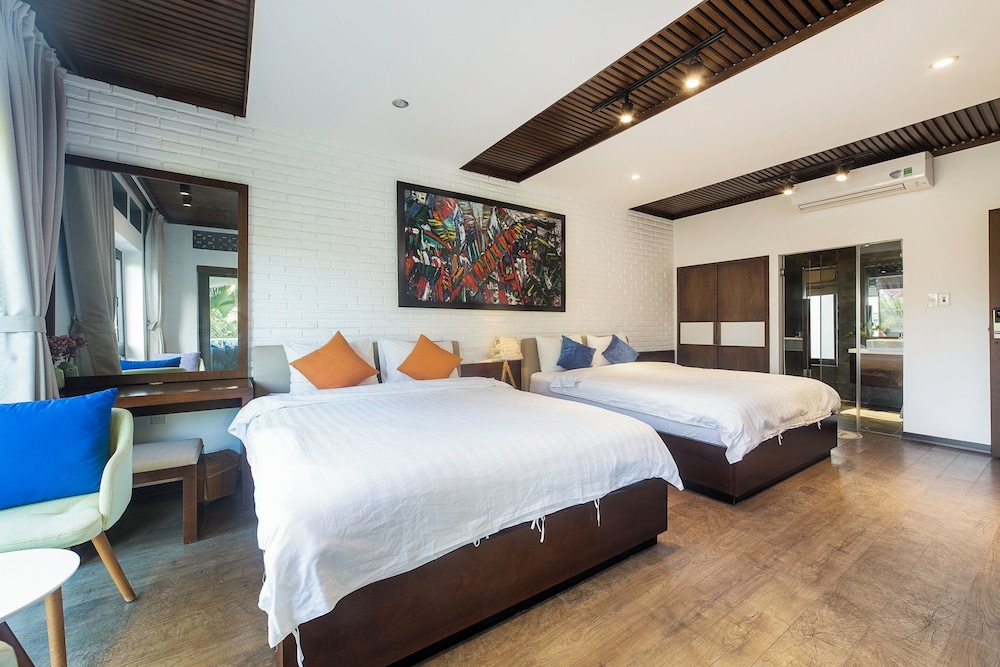 An Bang Beachside Boutique Homes & Villas