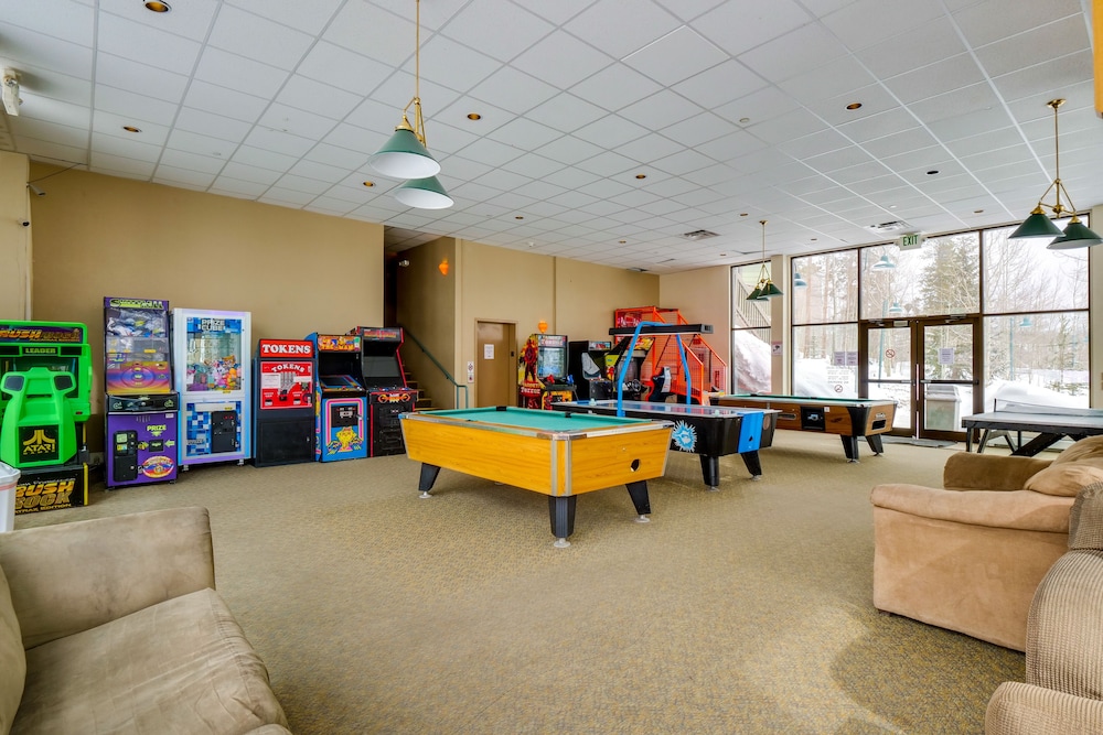 Summit County Vacations - Silverthorne Condo w/ Community Pool Hot Tub! - Property Image 5
