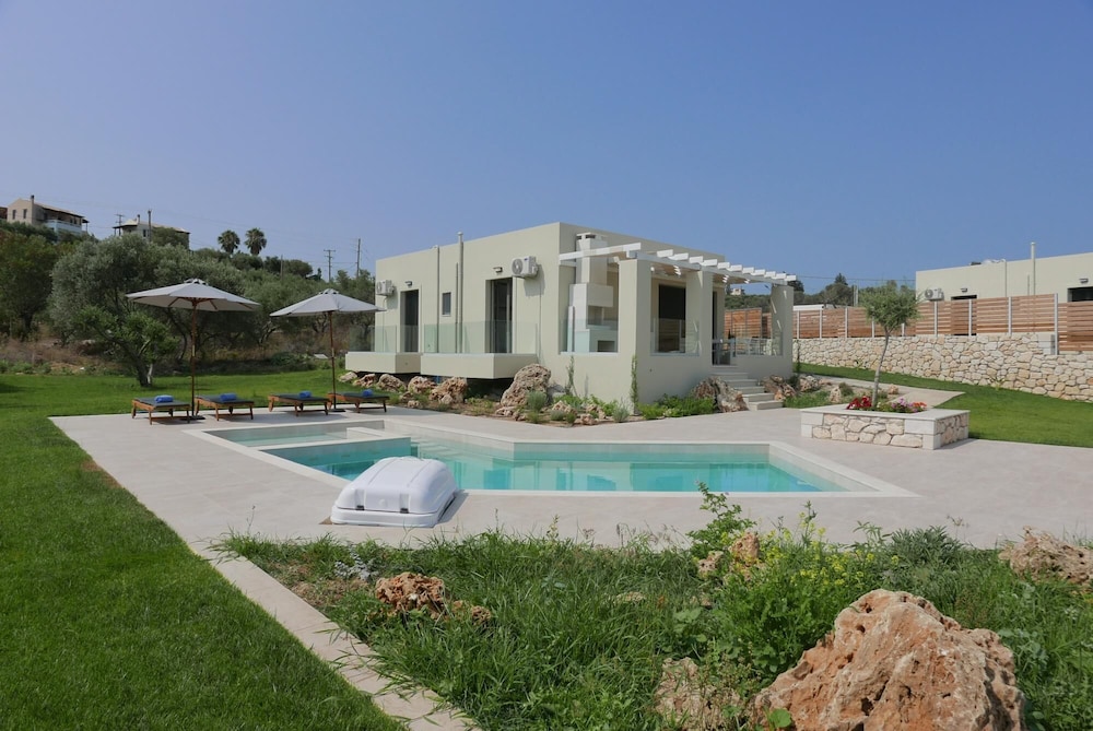 New Villa 1 Adele Kampos view 2