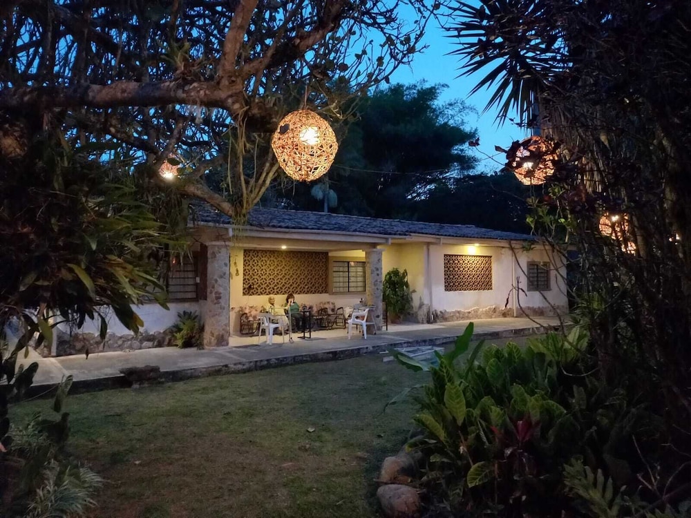 Casa Naranjo