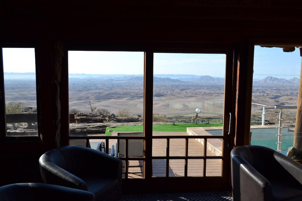 Namib's Valley Lodge