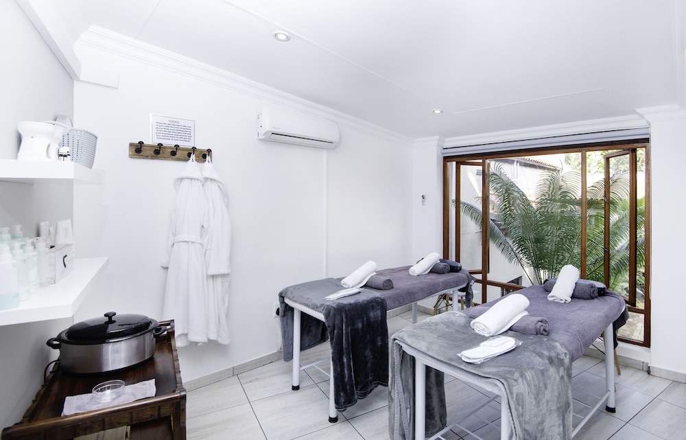 Bohemian Guesthouse & Bohemian Wellness & Spa