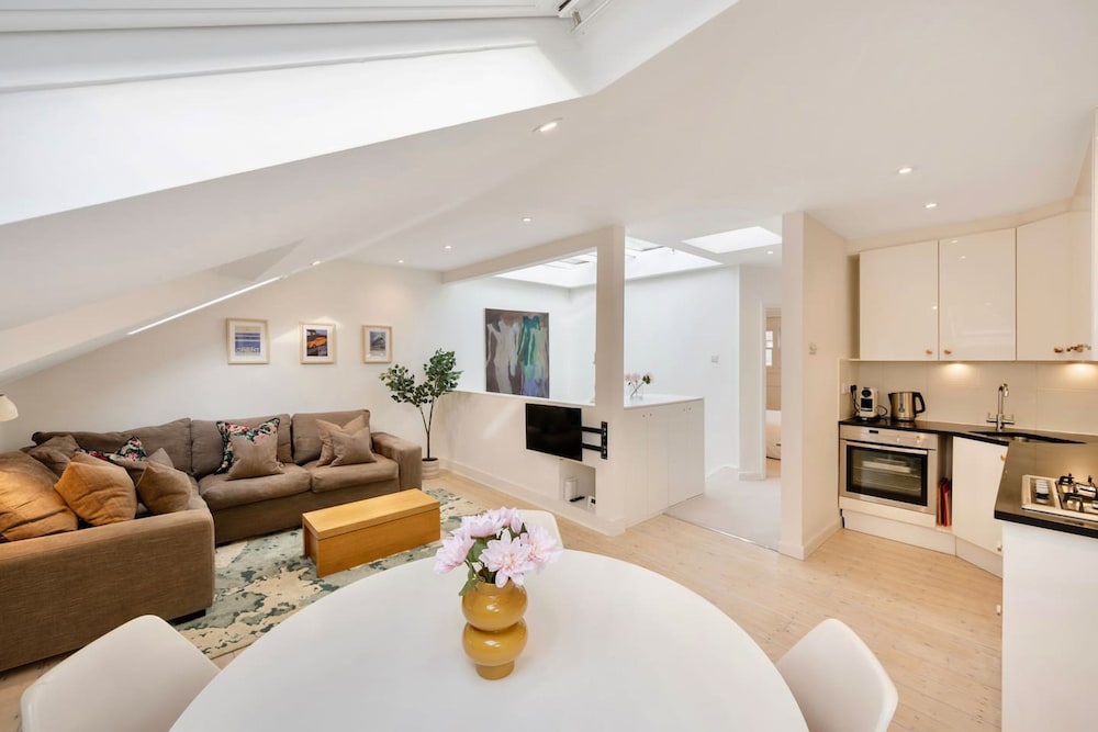 Luxury Penthouse in Maida Vale With Fast Wi-fi