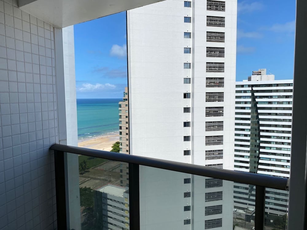 HY Beach Flats