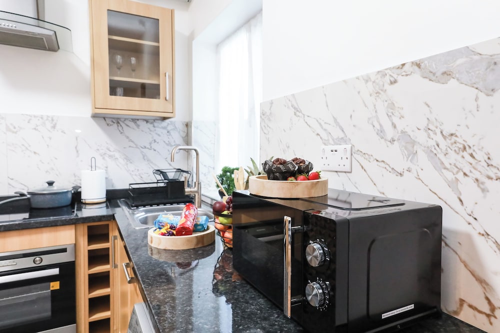 Victoria Road Apartment in Stoke